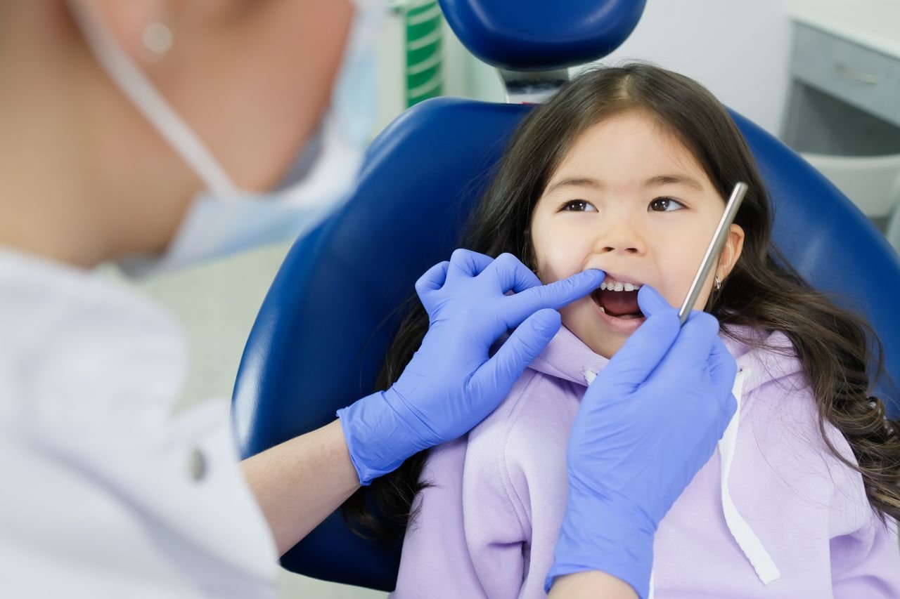 Why Your Child Needs Regular Check-Ups with a Kids Dentist 